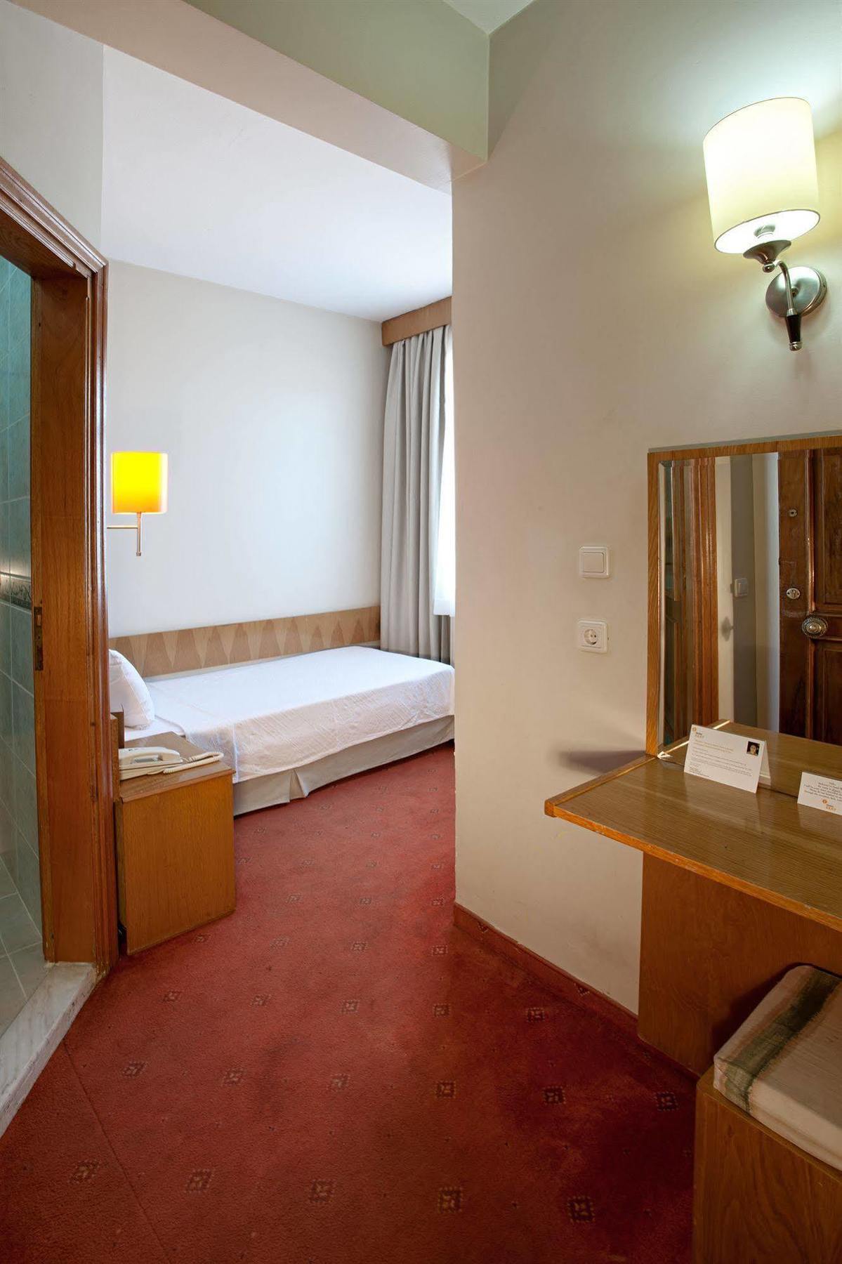 Ilkay Hotel 이스탄불 외부 사진